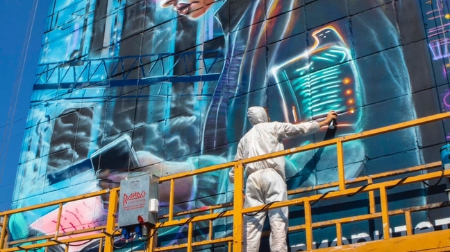 Голосуем за лучшие граффити фестиваля стрит-арта «ФормART»!